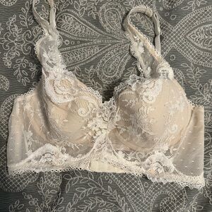 Elegant Lace Cream Bra